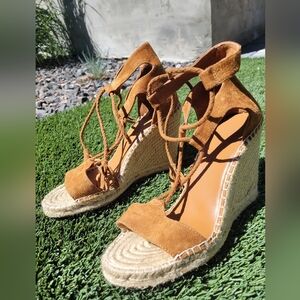 Women's tie suede wedge heels